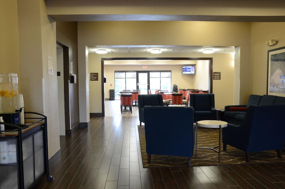 Comfort Inn & Suites Cave City Exterior photo