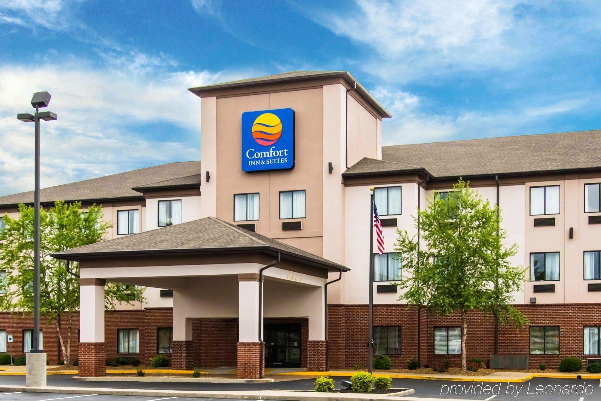 Comfort Inn & Suites Cave City Exterior photo
